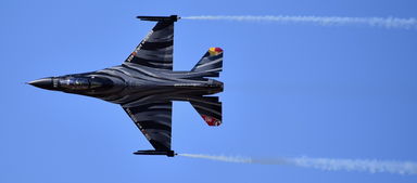 ac米兰官网-世界青少年翼装飞行比赛在山城惊艳全场,翼装飞行世界纪录