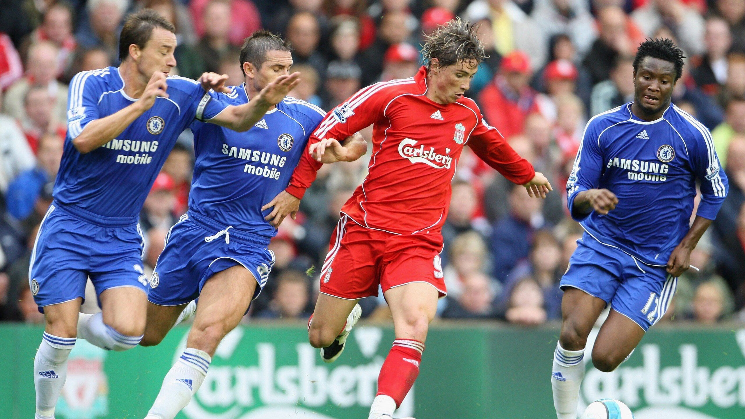 米兰体育登录入口官网-中前场三角结构形成技术碾压，前场中场后场