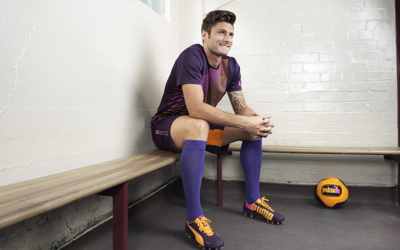 世界杯VAR争议促使欧冠裁判培训升级 重点强化沟通与透明度